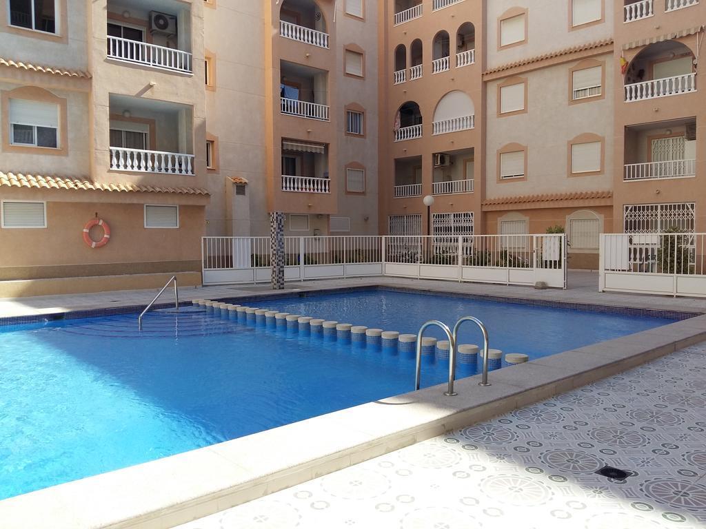 Apartamento Felix De La Fuente Torrevieja Dış mekan fotoğraf
