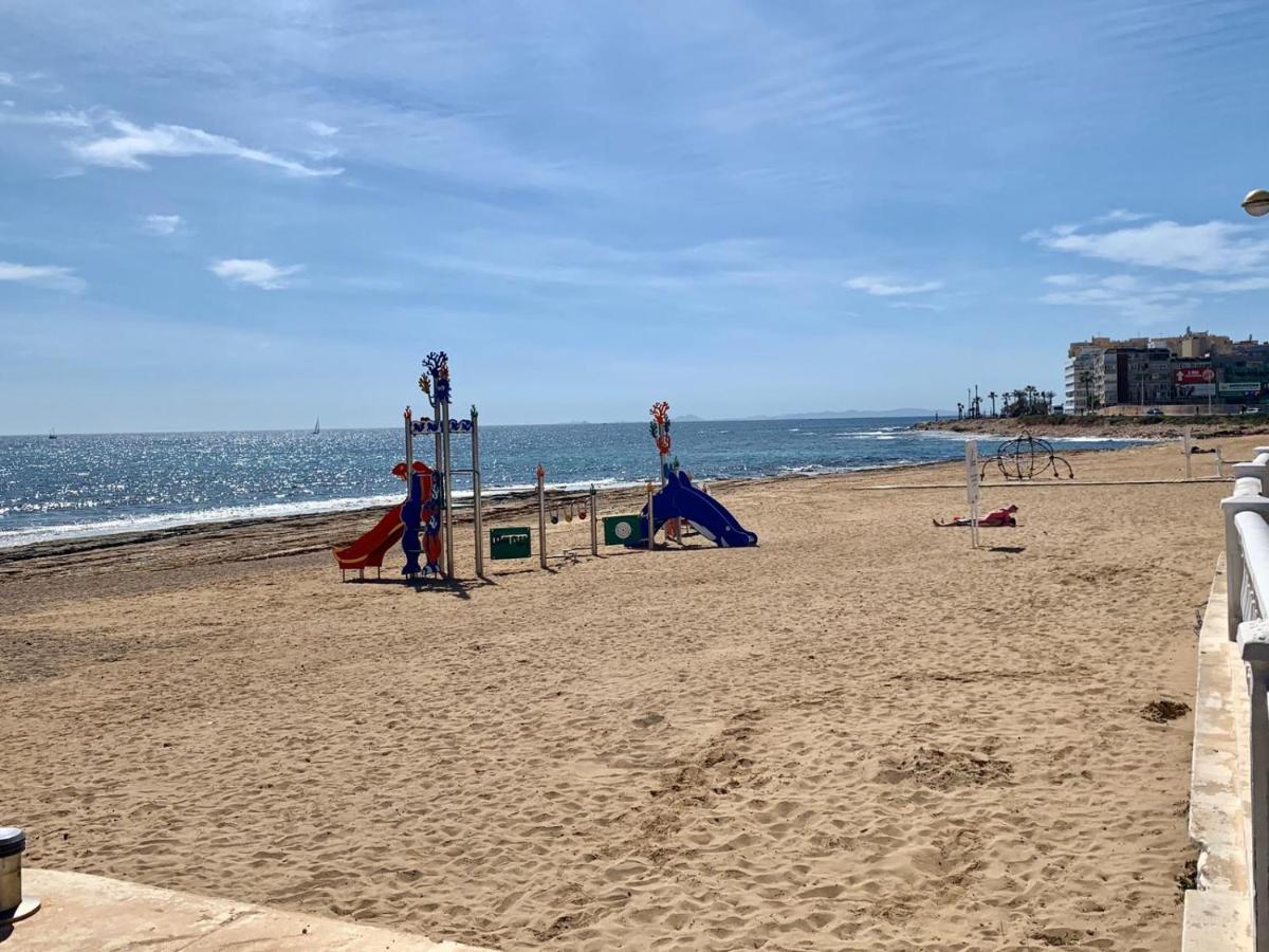 Apartamento Felix De La Fuente Torrevieja Dış mekan fotoğraf